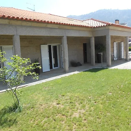 A Casa Das Vinhas Douro 招待所 Valdigem